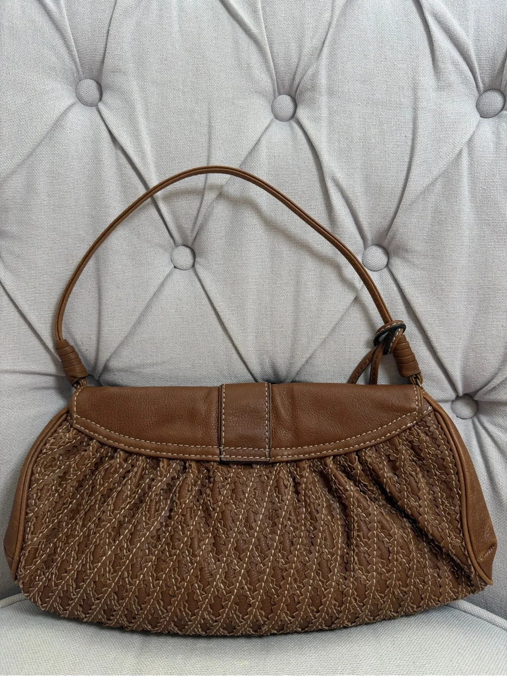 Gianni Bini Brown Leather Hobo Shoulder Bag Brass Hardware Pirse